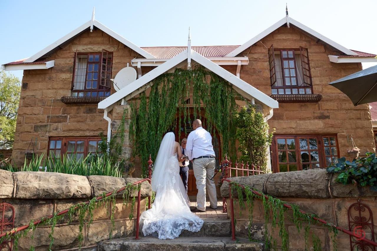 Lake Clarens Guest House エクステリア 写真