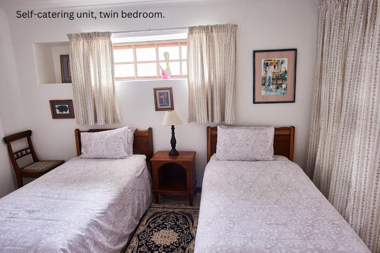 Lake Clarens Guest House エクステリア 写真