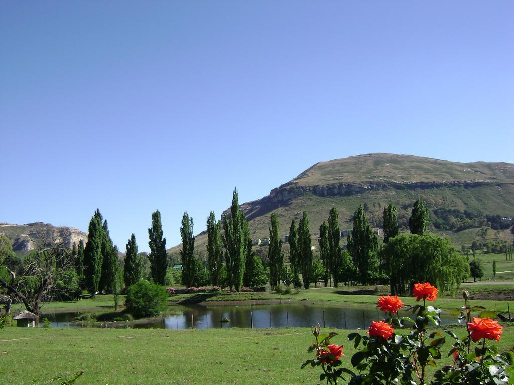 Lake Clarens Guest House エクステリア 写真